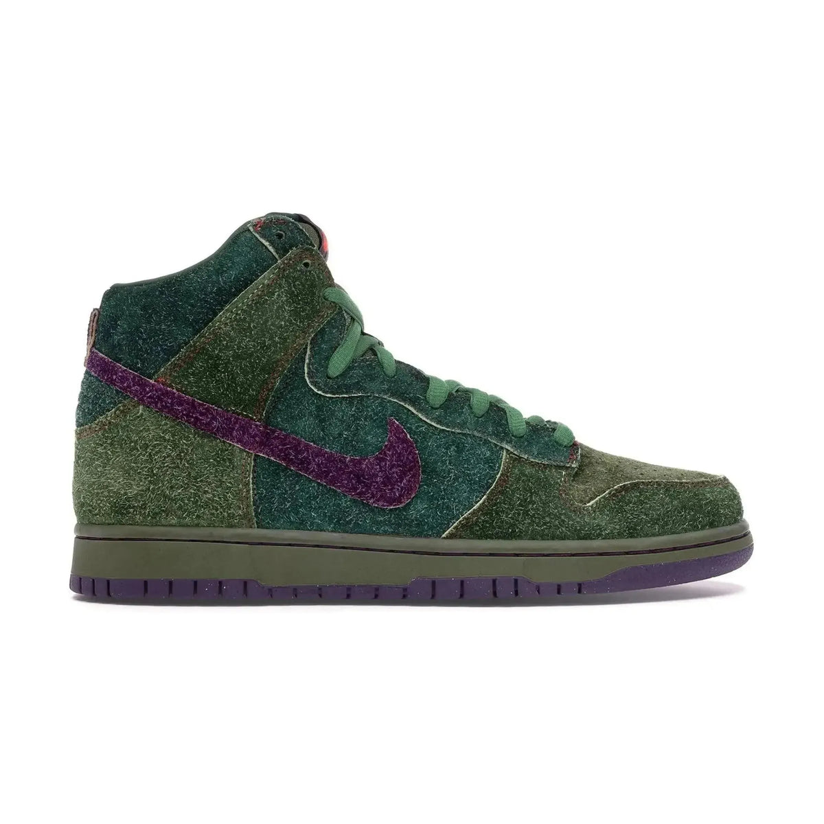 Nike SB Dunk High Skunk 420