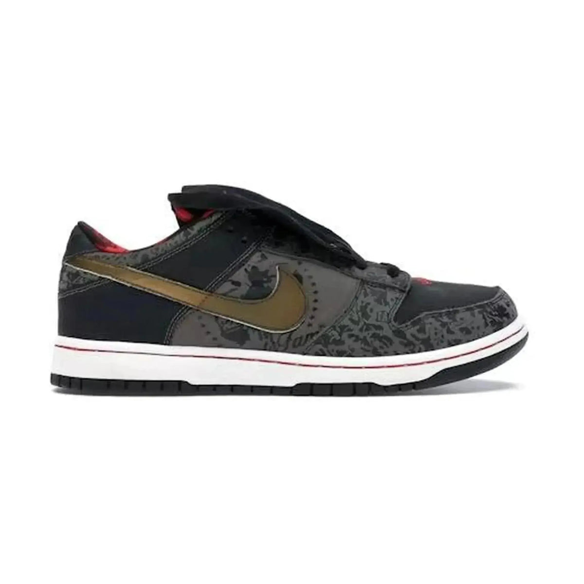 Nike SB Dunk Low SBTG