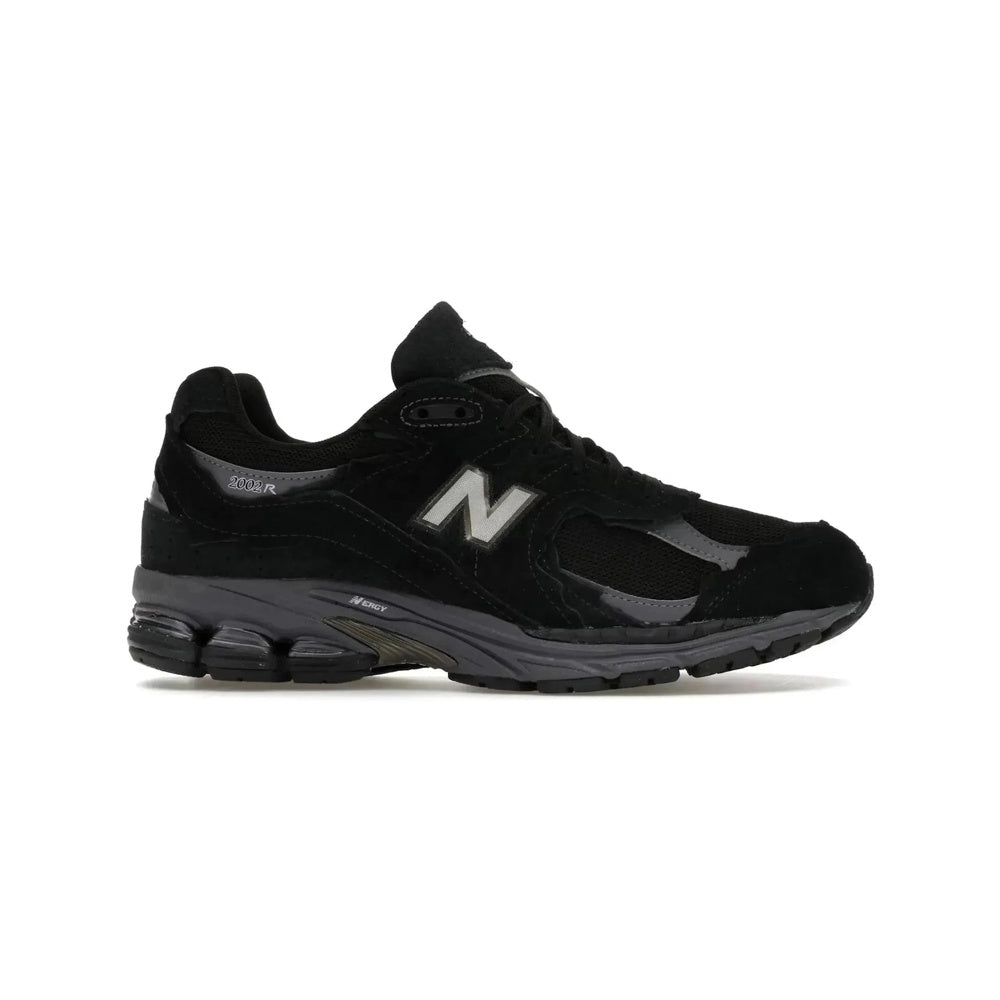 New Balance 2002R Gore-Tex Protection Pack Black Magnet