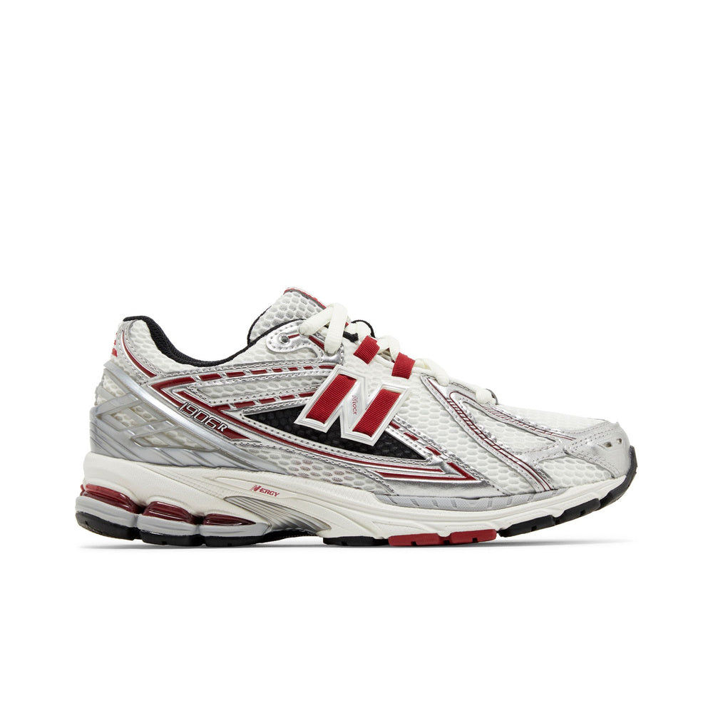 New Balance 1906R Silver Classic Crimson