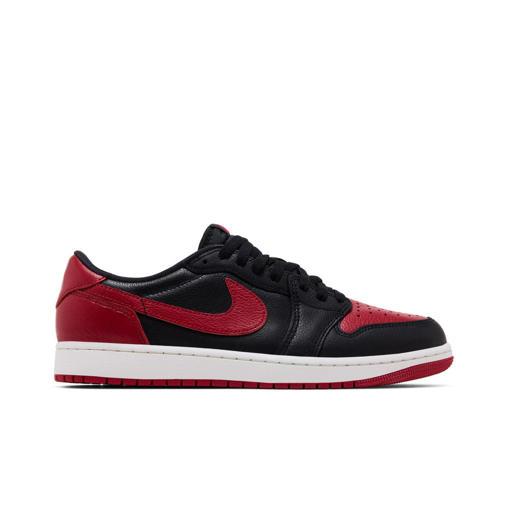 Air Jordan 1 Retro Low OG 'Banned' 2026