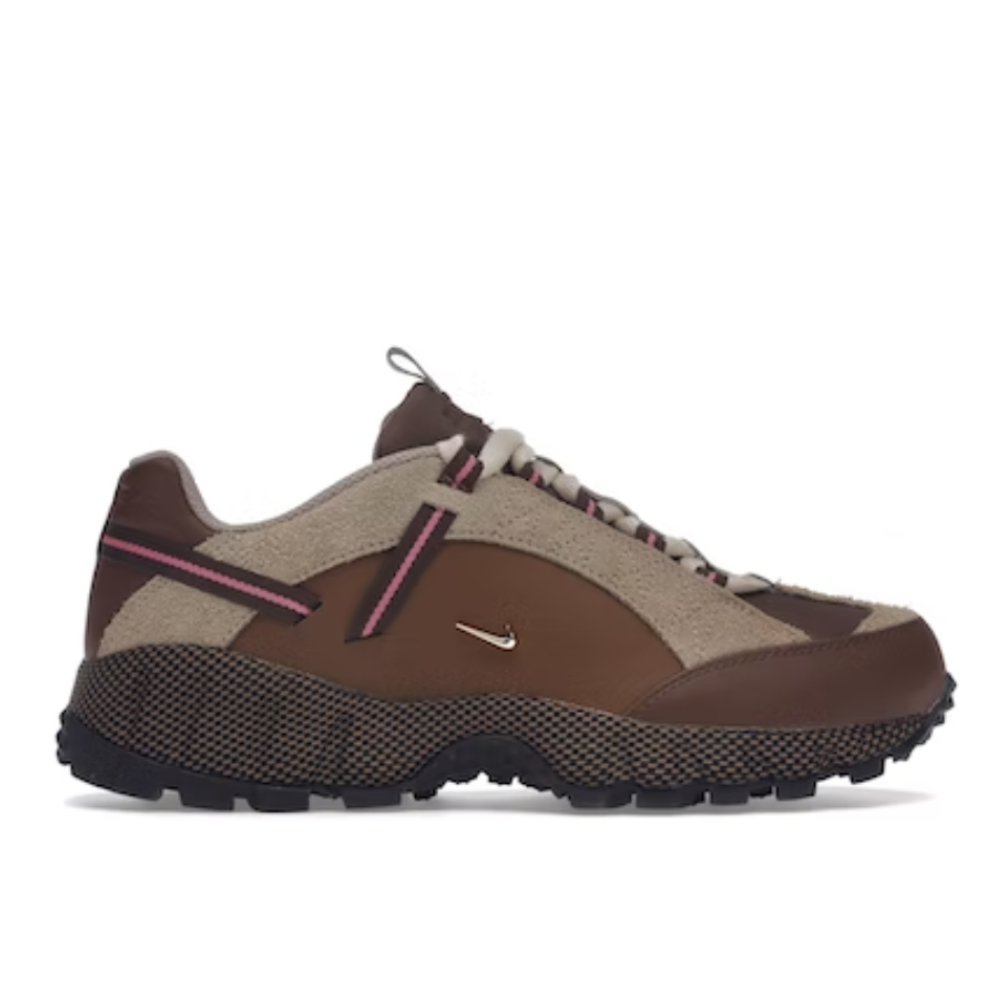 Nike Air Humara LX Jacquemus Ale Brown Gold (femme)